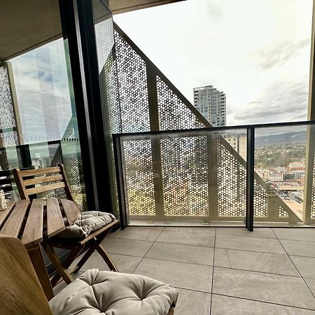 Luxury Top Level 1 Bedroom Apartment With Stunning View In Adelaide Cbd - 1 Minute Walk To Rundle Mall - Free Wifi & Netflix Exterior foto