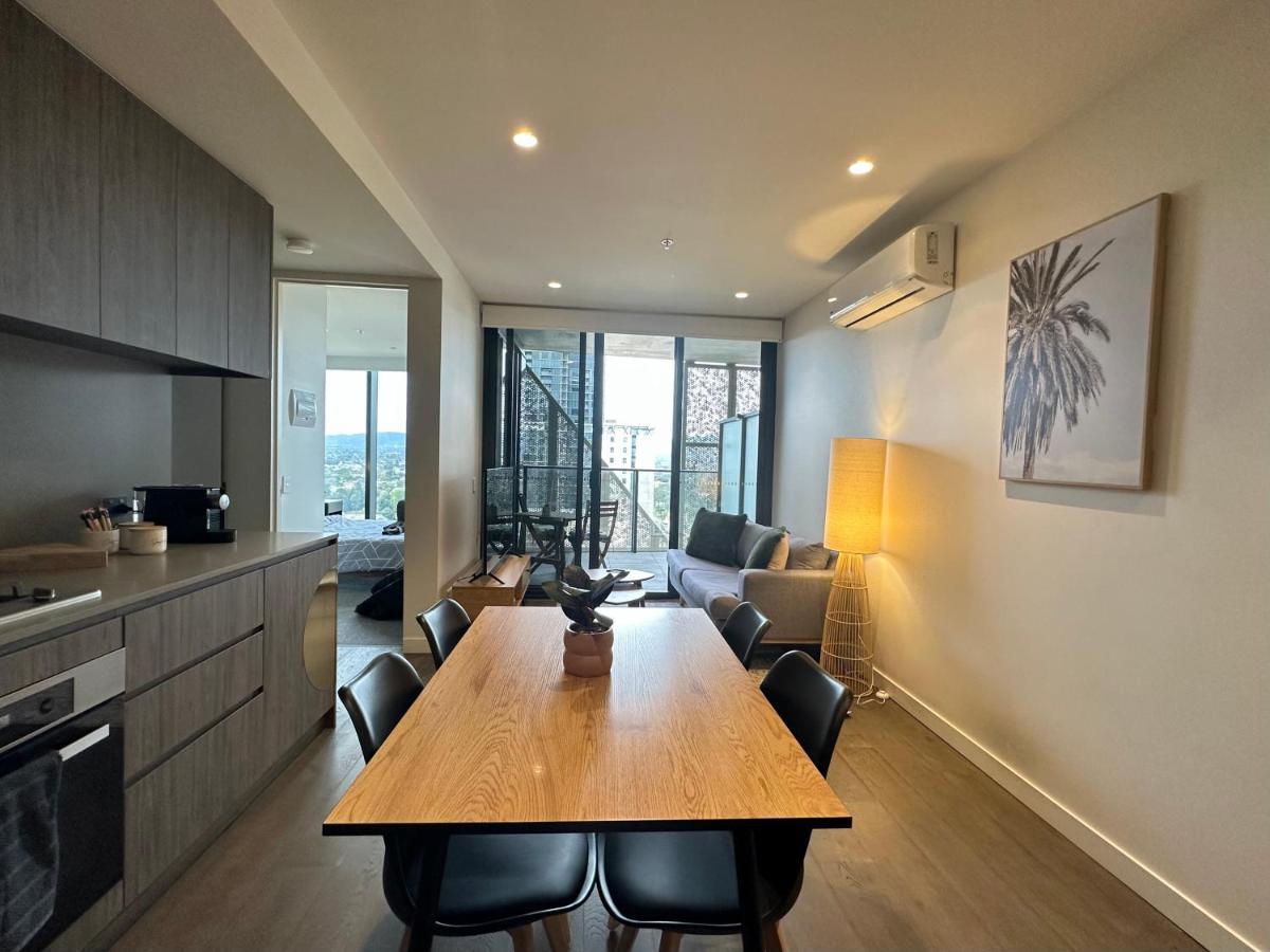 Luxury Top Level 1 Bedroom Apartment With Stunning View In Adelaide Cbd - 1 Minute Walk To Rundle Mall - Free Wifi & Netflix Exterior foto